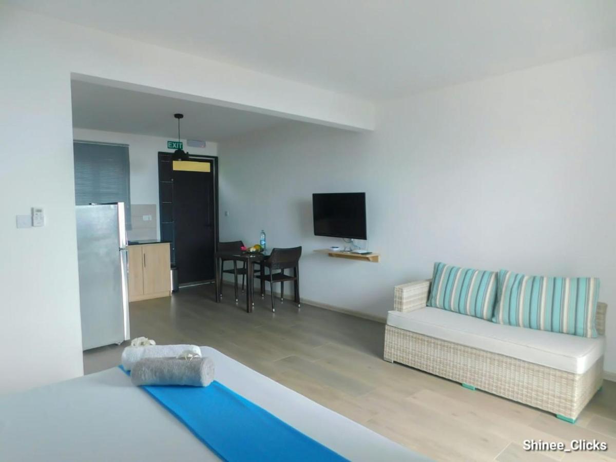 Fullmoon Apartment & Studio Ла-Голет Экстерьер фото